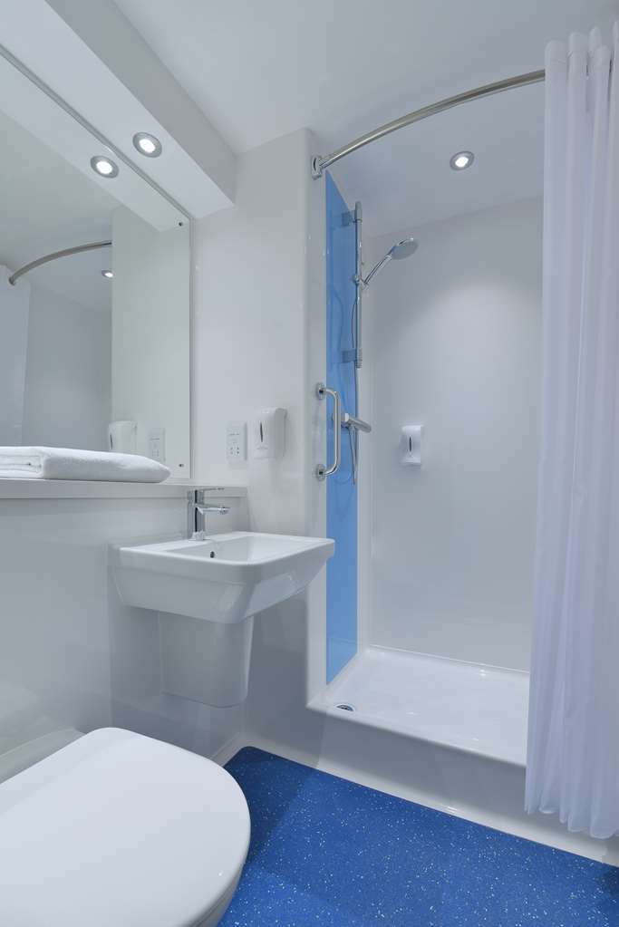 Travelodge Liverpool Stonedale Park Chambre photo