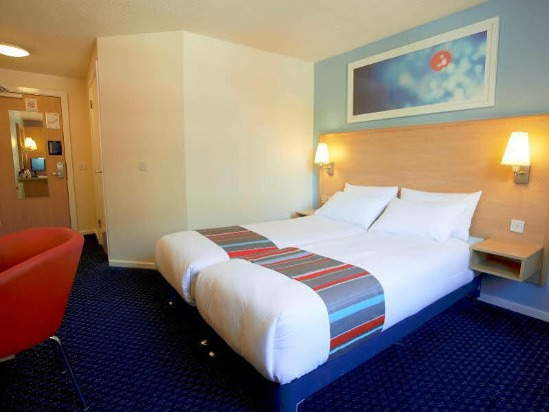 Travelodge Liverpool Stonedale Park Extérieur photo
